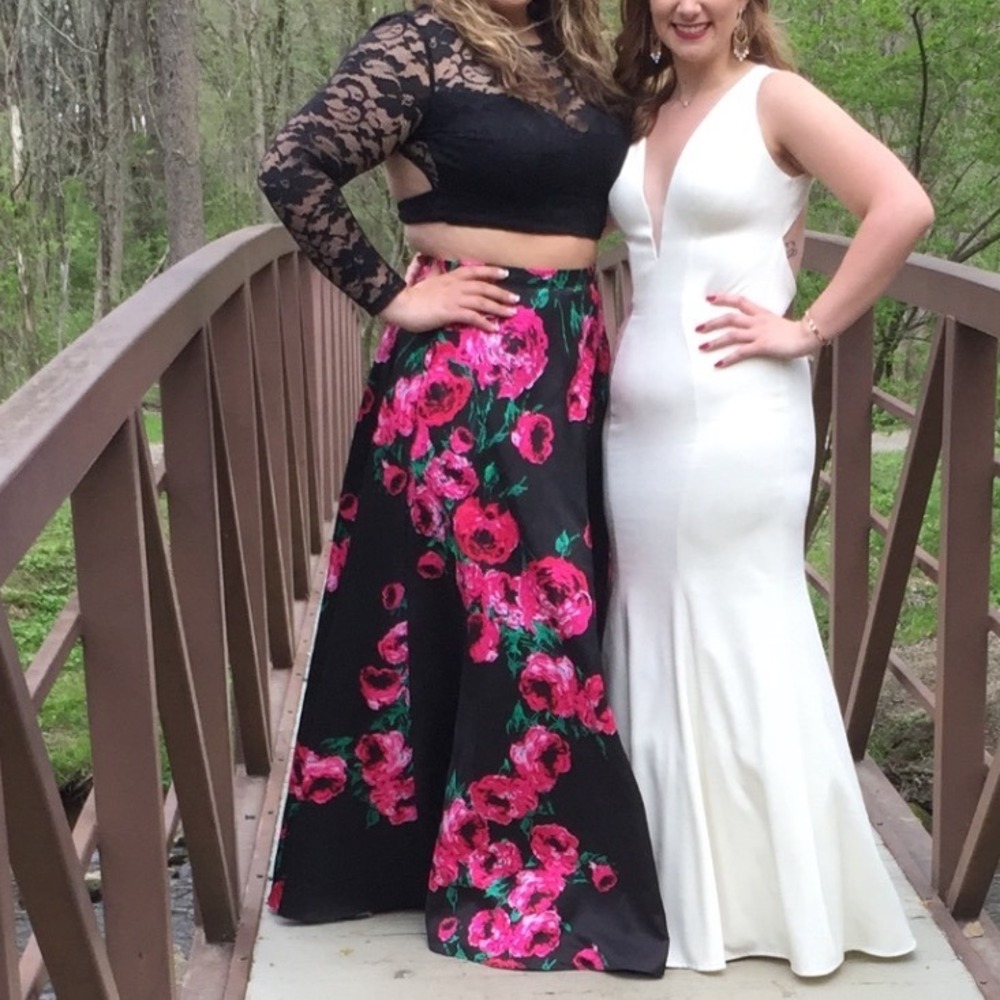Prom Dress 2 piece 14/16 Stunning Black Floral‎ Maxi Skirt Pink Roses High Waist